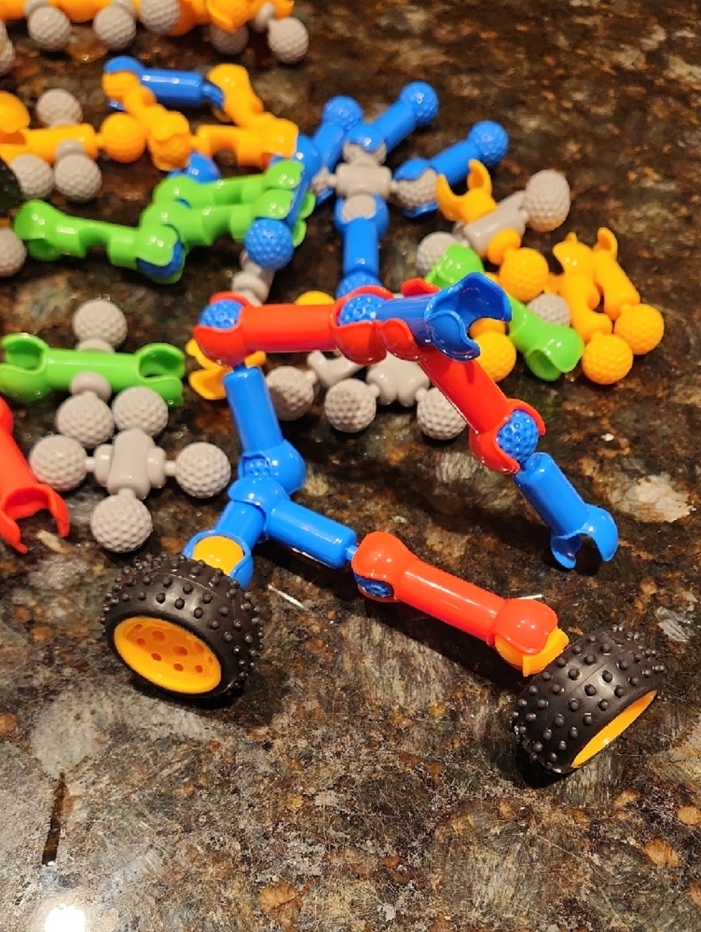 Kids Building Connector Toy Set - Picture 2 of 6
